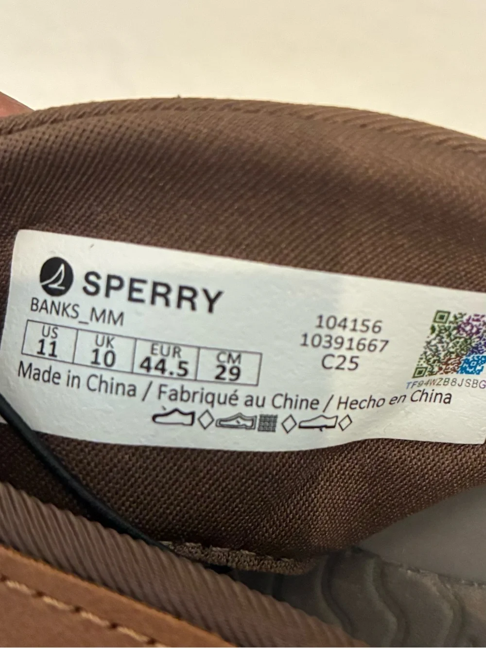 NWOT men’s Sperry sandals size 11